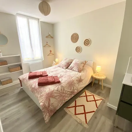 Charmante Maison Avec Cour Privative *